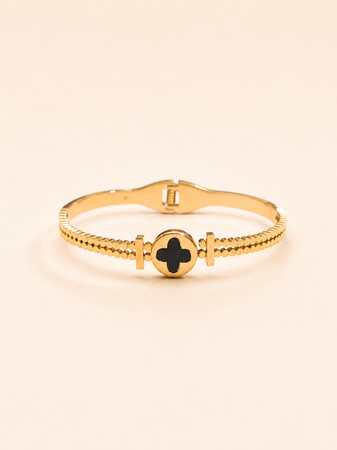 Zivra Clover Bracelet