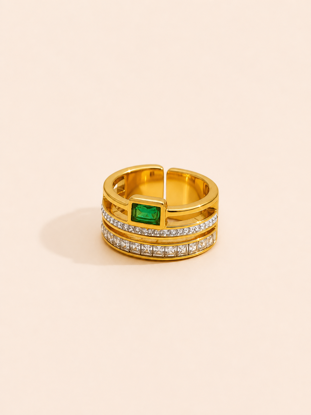 Emerald Glow Gold Ring