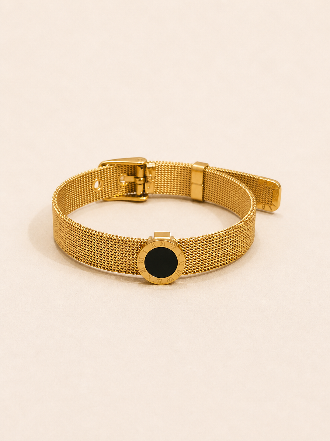 Noir Dial Gold Mesh Bracelet