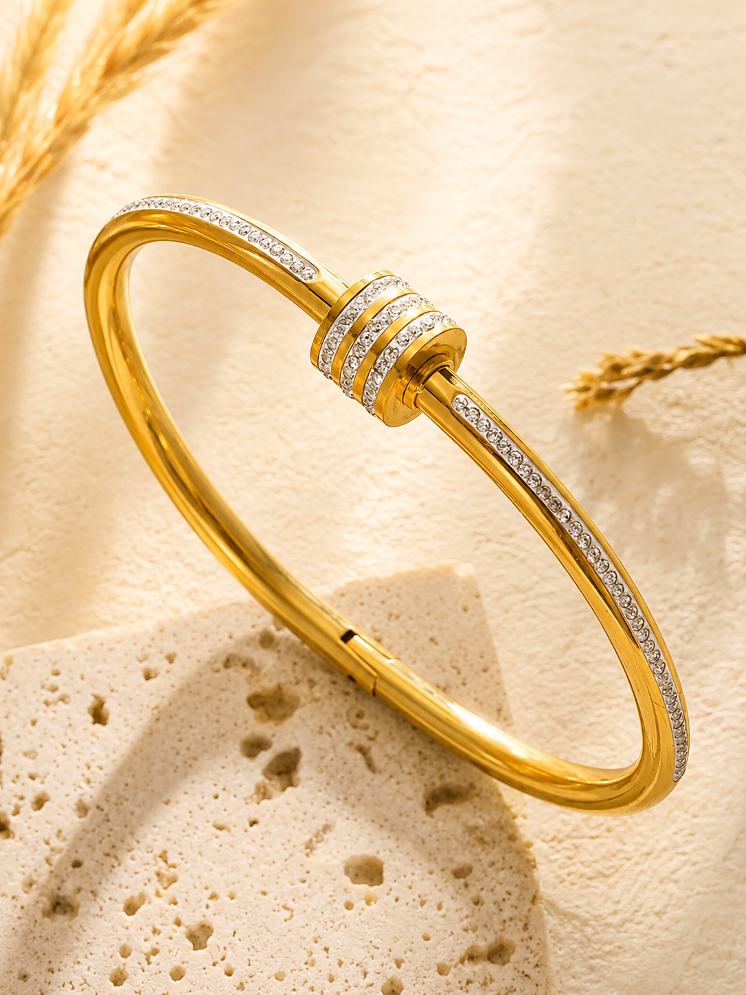 Cyara Cuff