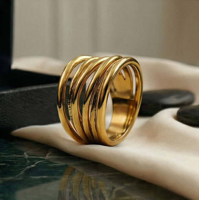 Twist Gold Statement Ring