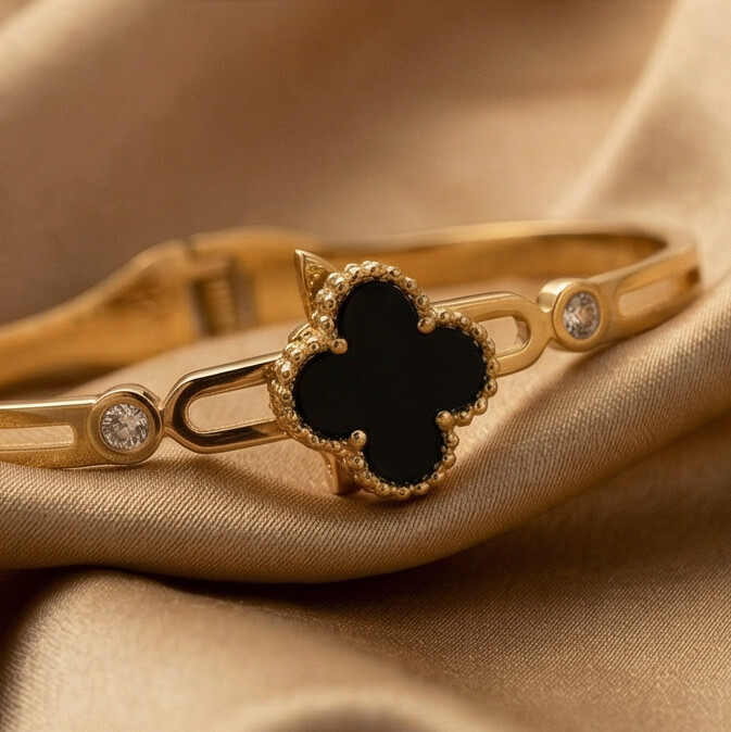Meira Clover Luxe