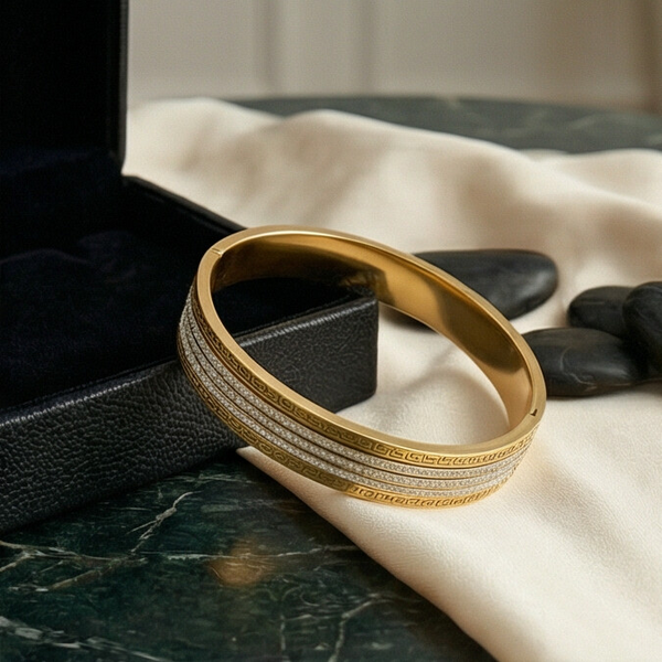 Gold-Plated Stainless Steel Bracelet - 2.0 to 2.5