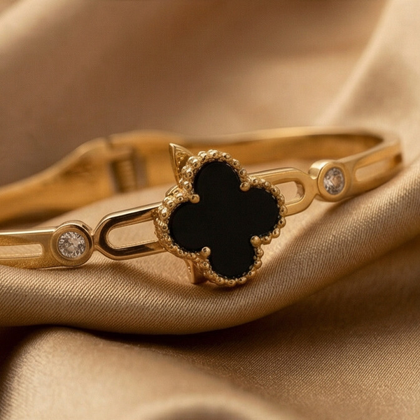 Black Clover Bracelet - 2.0 to 2.5